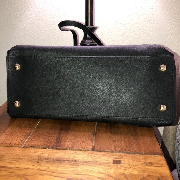 MICHAEL Michael Kors Faux Pebbled Leather Tote OBO - Picture 4 of 10